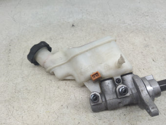 compare product 2014-2016 Kia Soul Brake Master Cylinder 1498235