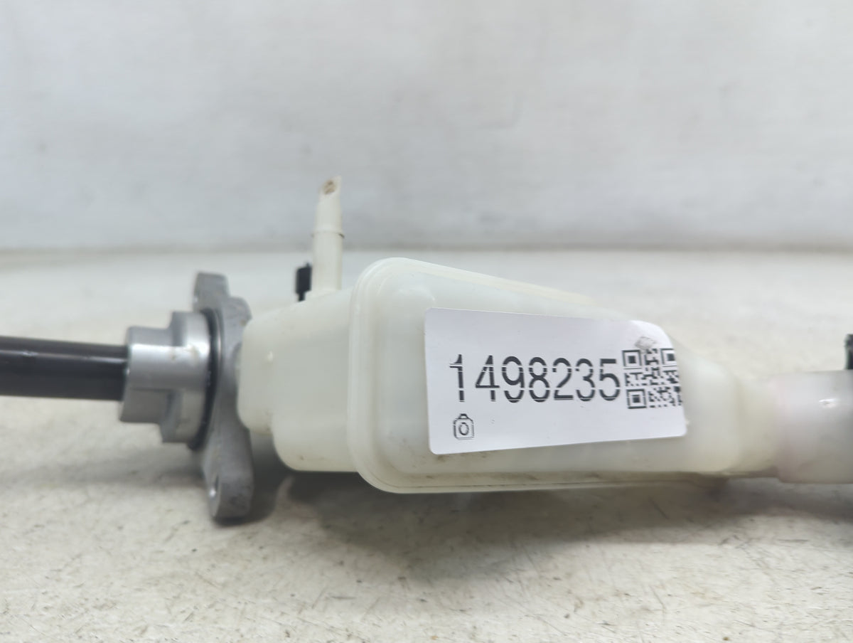 2014-2016 Kia Soul Brake Master Cylinder 1498235 - Oemusedautoparts1.com