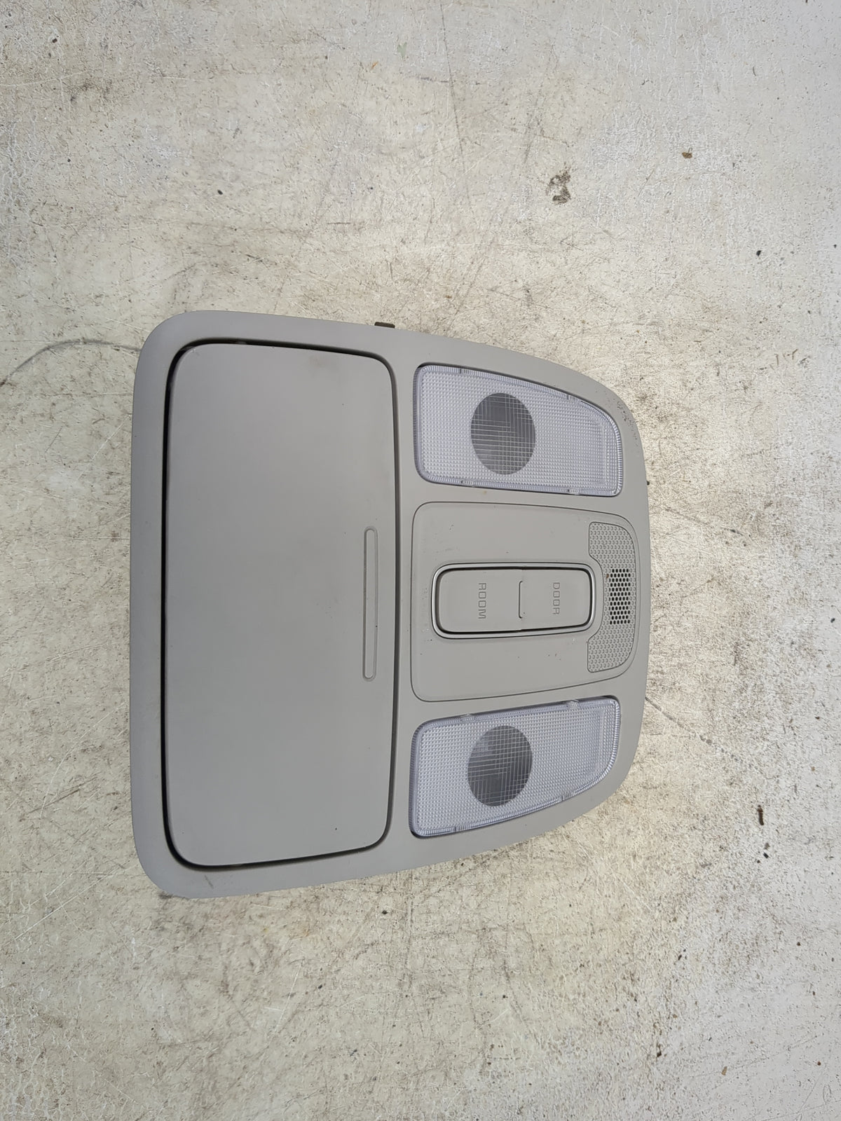 2014-2019 Kia Soul Overhead Roof Console Gray - Oemusedautoparts1.com