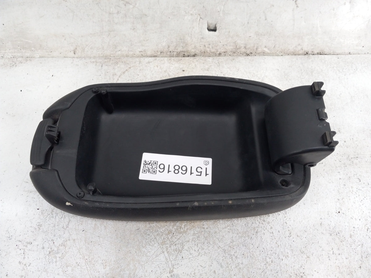 2014 Kia Soul Center Console Armrest Cover Lid Fits OEM Used Auto Parts - Oemusedautoparts1.com