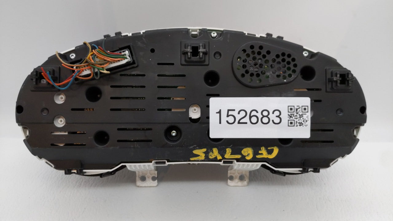 2014-2015 Kia Soul Instrument Cluster Speedometer Gauges P/N:94006-B2510 94006-B2520 Fits Fits 2014 2015 OEM Used Auto Parts