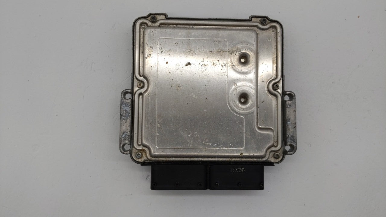 2014 Kia Soul PCM Engine Control Computer ECU ECM PCU OEM P/N:39133-2EHA0 39132-2EHA0, 39130-2GKR1, 39100-2GKR1 Fits OEM Use