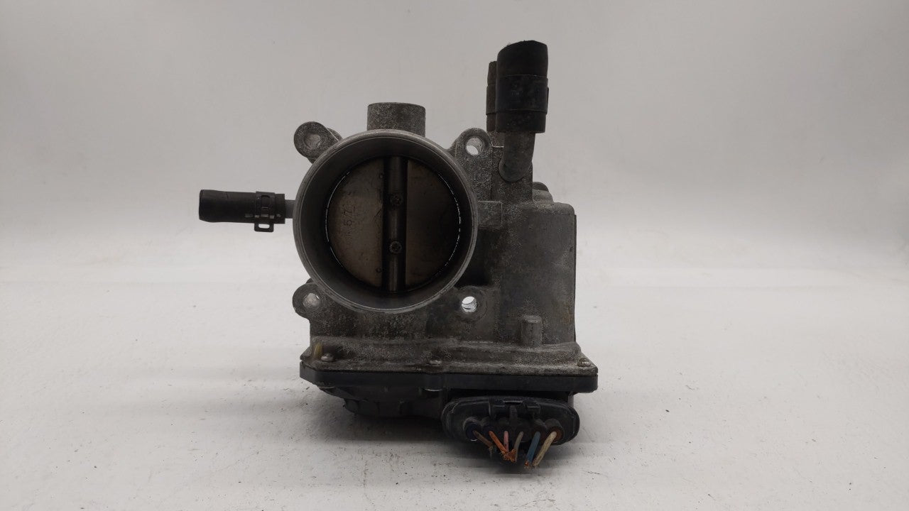 2012-2019 Kia Soul Throttle Body P/N:5302-1S02 35100-2B300 Fits Fits 2012 2013 2014 2015 2016 2017 2018 2019 OEM Used Auto P