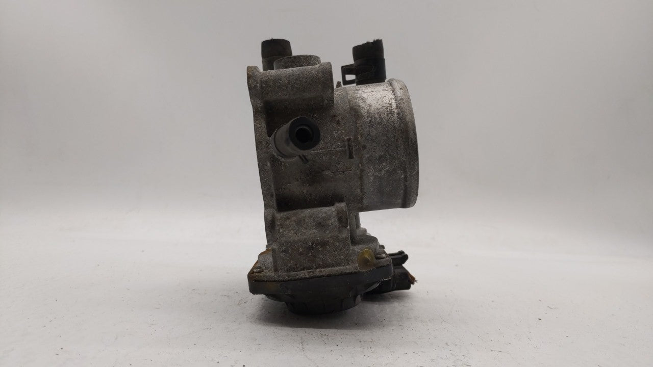 2012-2019 Kia Soul Throttle Body P/N:5302-1S02 35100-2B300 Fits Fits 2012 2013 2014 2015 2016 2017 2018 2019 OEM Used Auto P