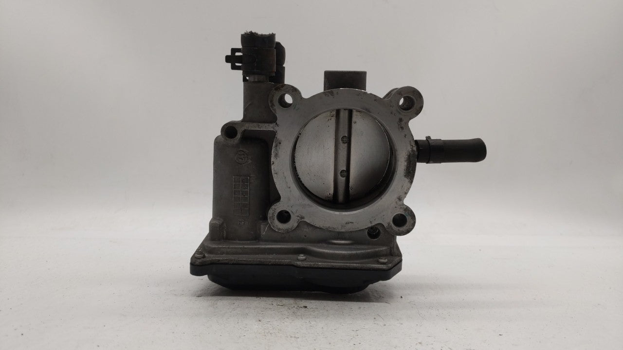 2012-2019 Kia Soul Throttle Body P/N:5302-1S02 35100-2B300 Fits Fits 2012 2013 2014 2015 2016 2017 2018 2019 OEM Used Auto P