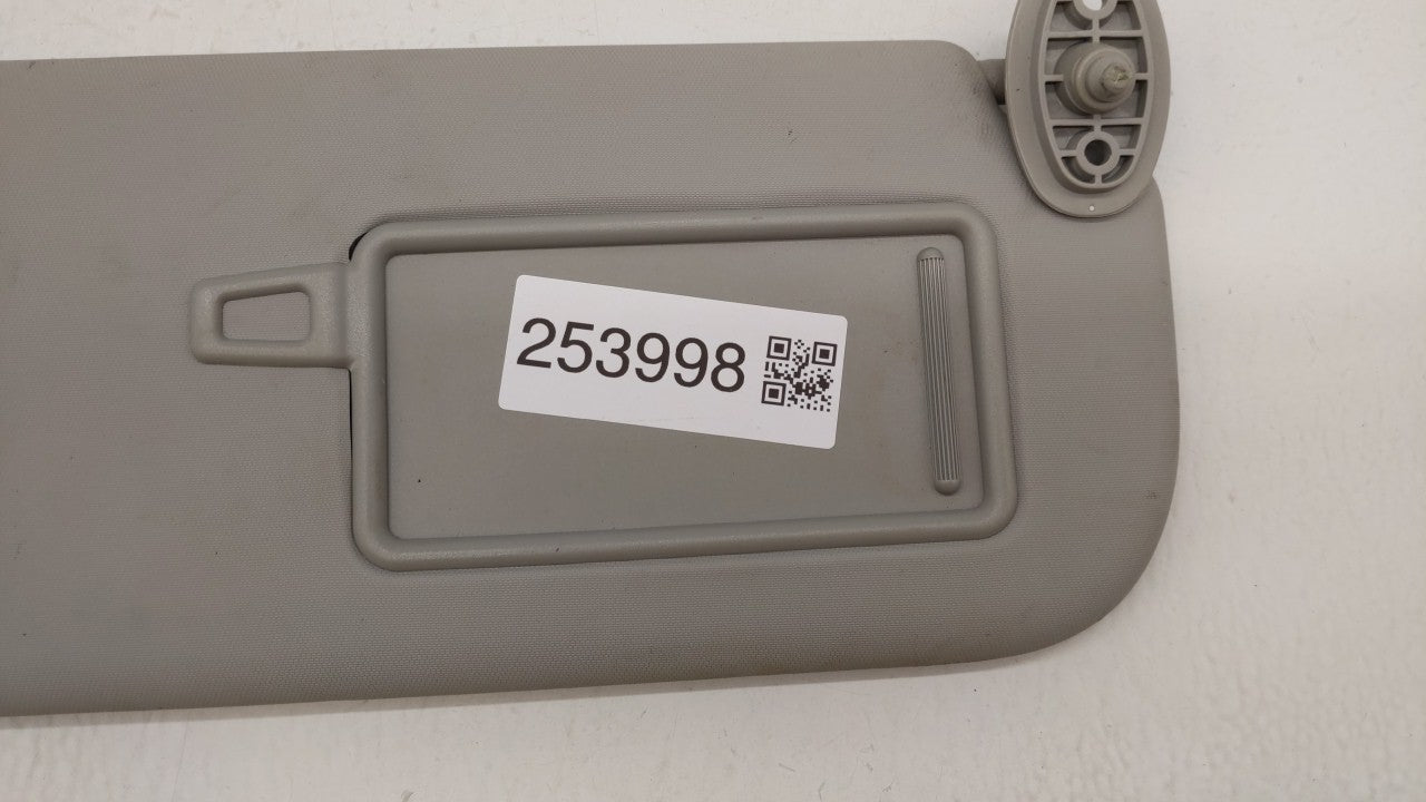 2014-2019 Kia Soul Sun Visor Shade Replacement Passenger Right Mirror Fits Fits 2014 2015 2016 2017 2018 2019 OEM Used Auto 
