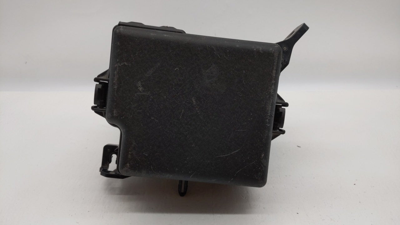 2014 Kia Soul Fusebox Fuse Box Panel Relay Module P/N:91950-B2090 91950-B2050 Fits OEM Used Auto Parts - Oemusedautoparts1.c