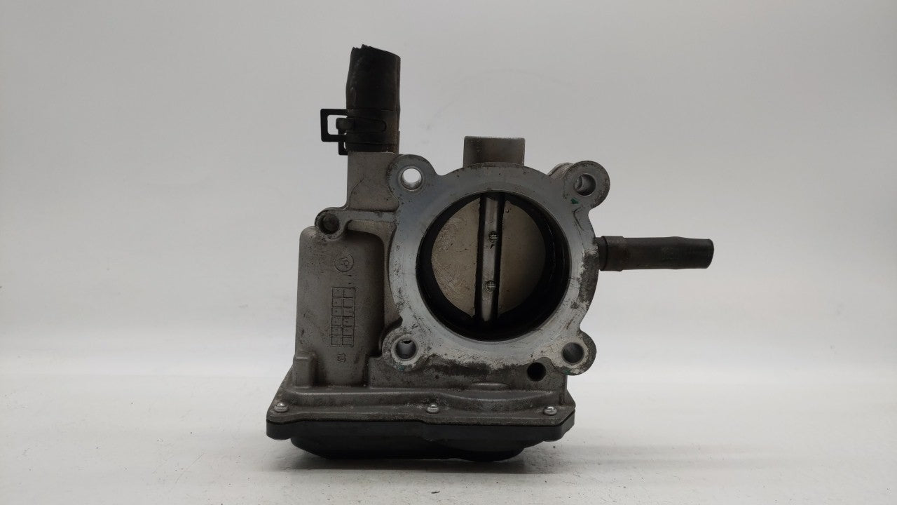 2012-2019 Kia Soul Throttle Body P/N:5302-1S02 35100-2B300 Fits Fits 2012 2013 2014 2015 2016 2017 2018 2019 OEM Used Auto P