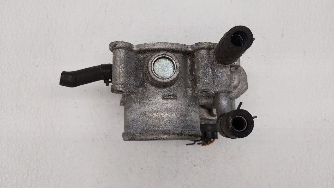 2012-2019 Kia Soul Throttle Body P/N:5302-1S02 35100-2B300 Fits Fits 2012 2013 2014 2015 2016 2017 2018 2019 OEM Used Auto P