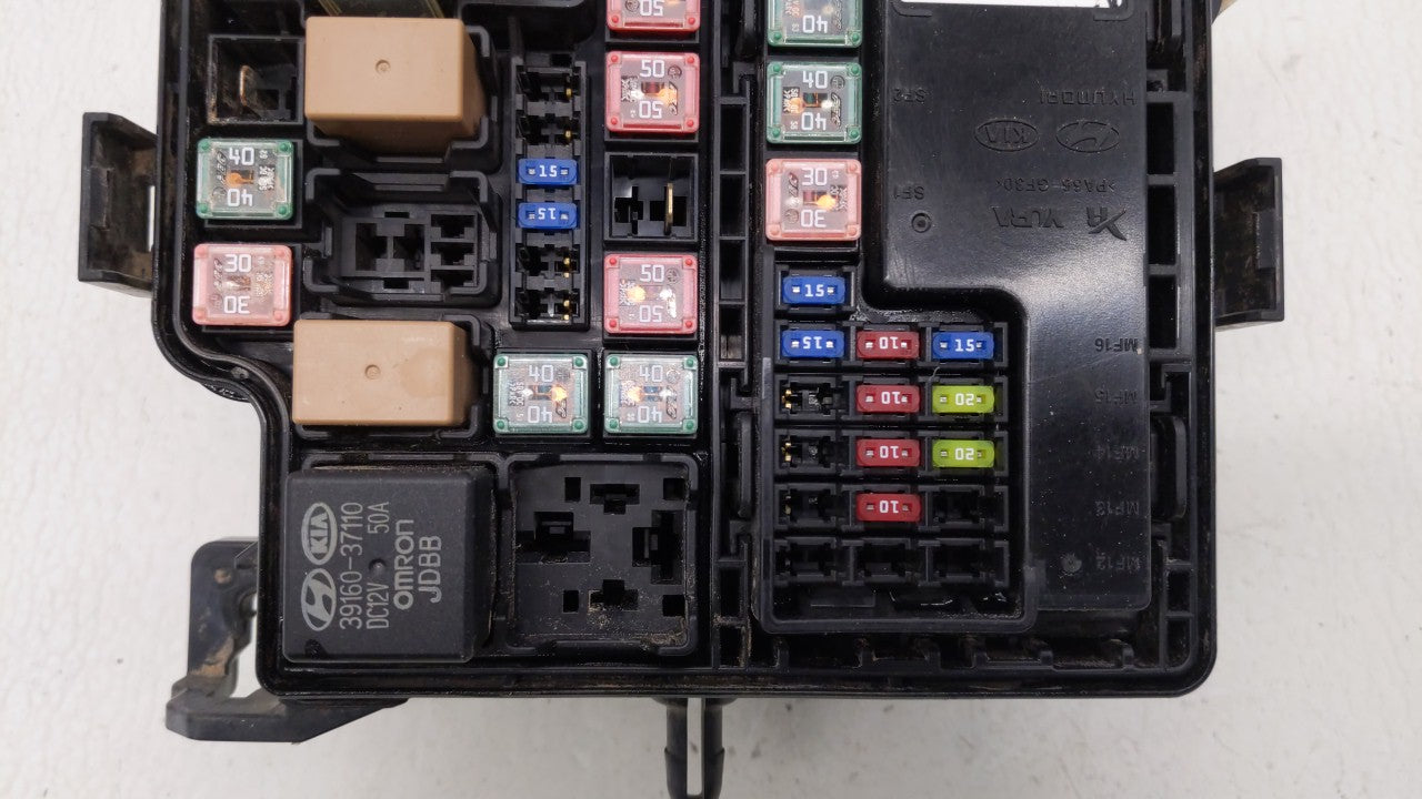2014 Kia Soul Fusebox Fuse Box Panel Relay Module P/N:91950-B2050 Fits OEM Used Auto Parts - Oemusedautoparts1.com