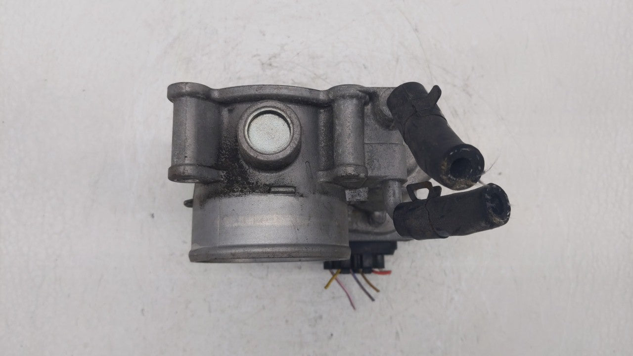 2014-2019 Kia Soul Throttle Body P/N:35100-2E000 Fits Fits 2011 2012 2013 2014 2015 2016 2017 2018 2019 OEM Used Auto Parts 