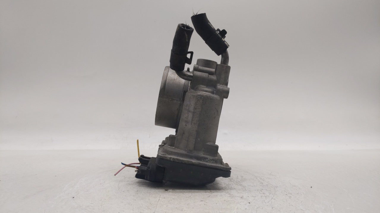 2014-2019 Kia Soul Throttle Body P/N:35100-2E000 Fits Fits 2011 2012 2013 2014 2015 2016 2017 2018 2019 OEM Used Auto Parts 
