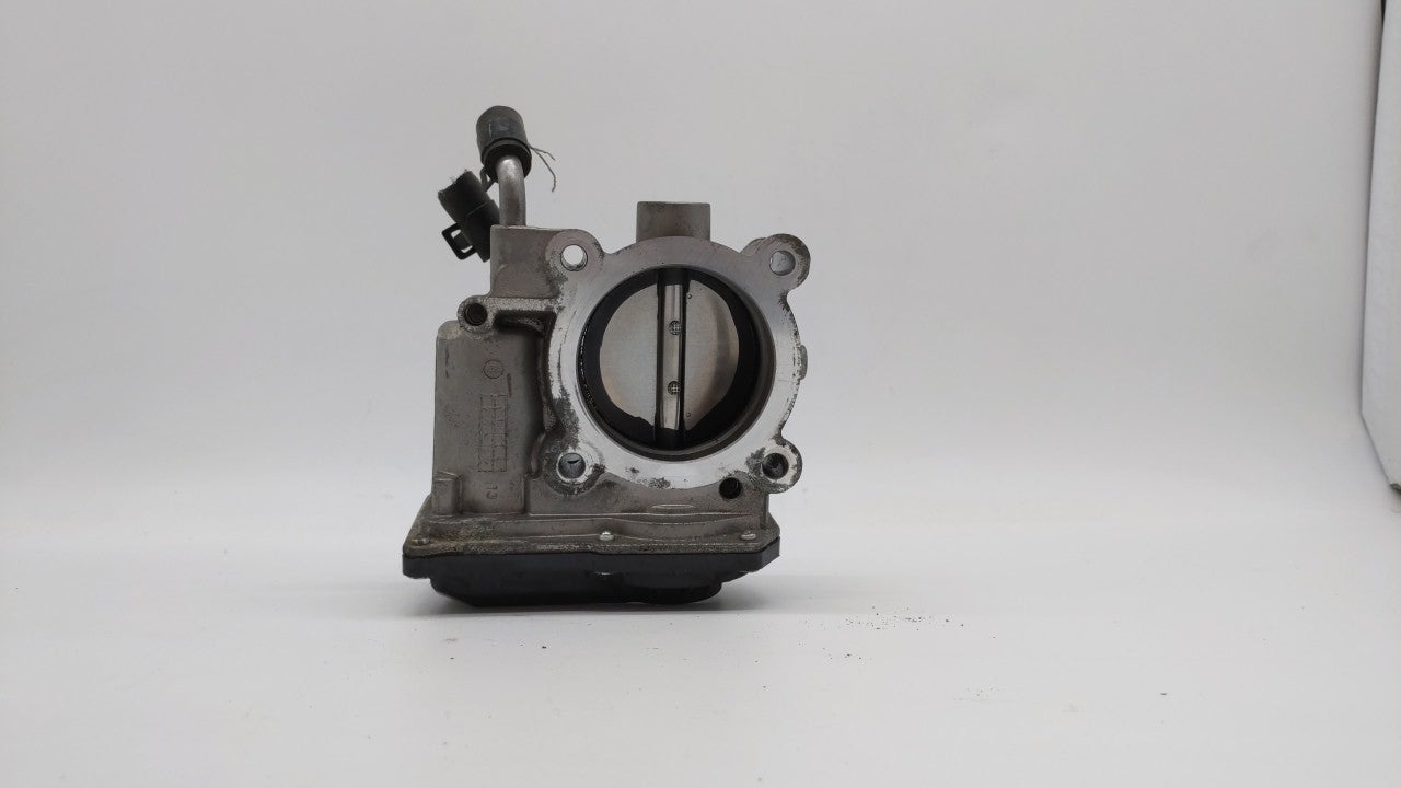 2014-2019 Kia Soul Throttle Body P/N:35100-2E000 Fits Fits 2011 2012 2013 2014 2015 2016 2017 2018 2019 OEM Used Auto Parts 