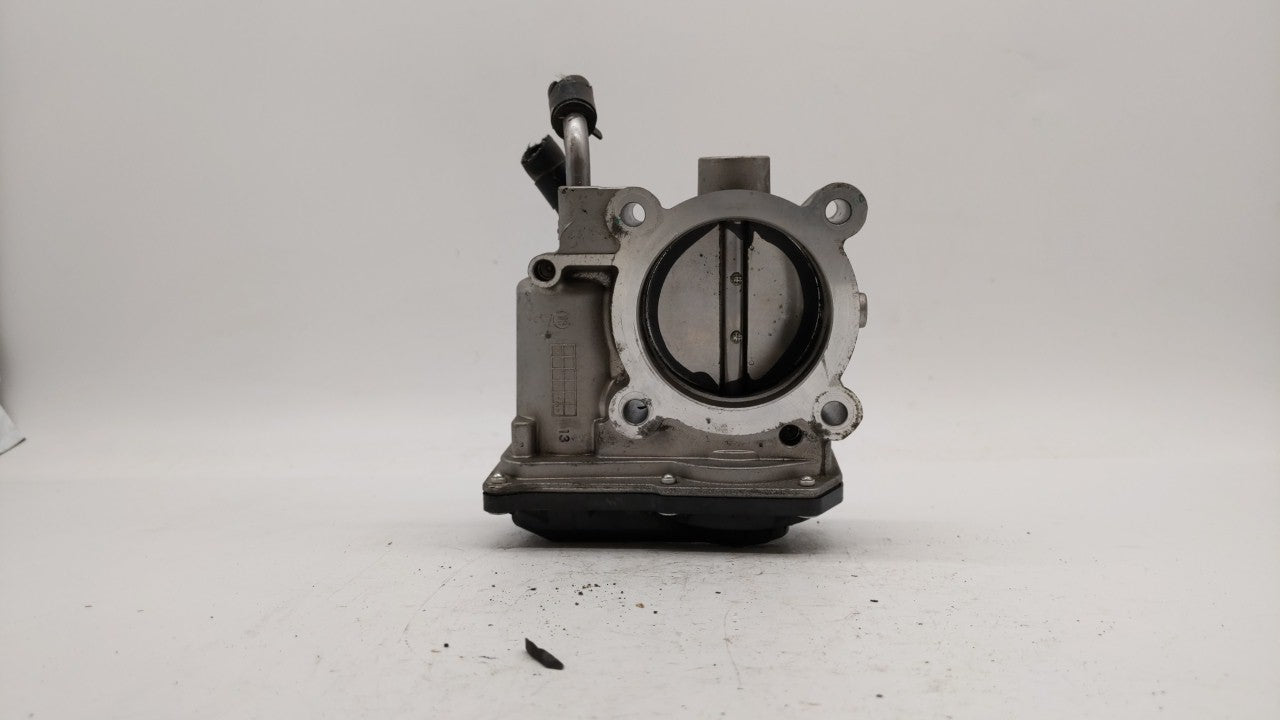2014-2019 Kia Soul Throttle Body P/N:35100-2E000 Fits Fits 2011 2012 2013 2014 2015 2016 2017 2018 2019 OEM Used Auto Parts 