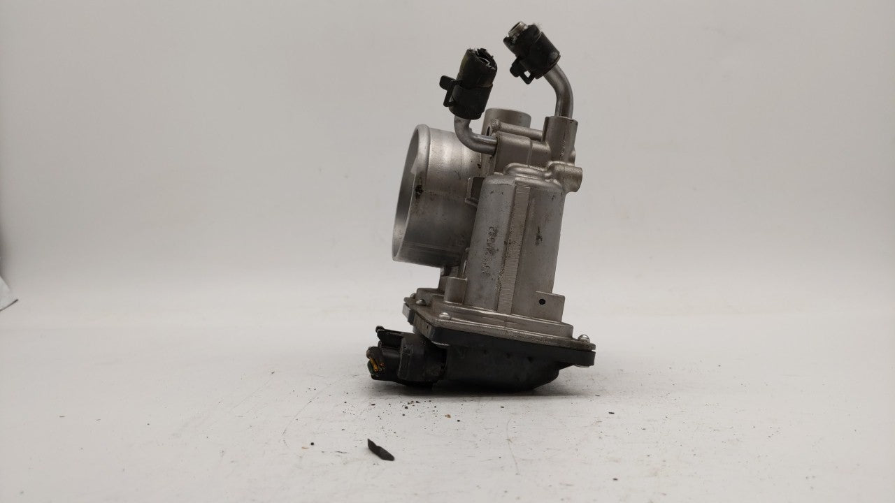 2014-2019 Kia Soul Throttle Body P/N:35100-2E000 Fits Fits 2011 2012 2013 2014 2015 2016 2017 2018 2019 OEM Used Auto Parts 