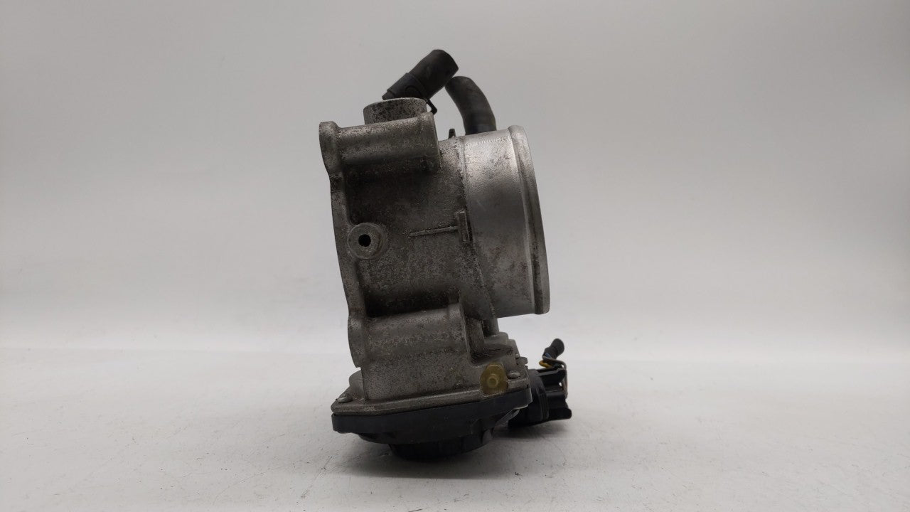 2014-2019 Kia Soul Throttle Body P/N:35100-2E000 Fits Fits 2011 2012 2013 2014 2015 2016 2017 2018 2019 OEM Used Auto Parts 