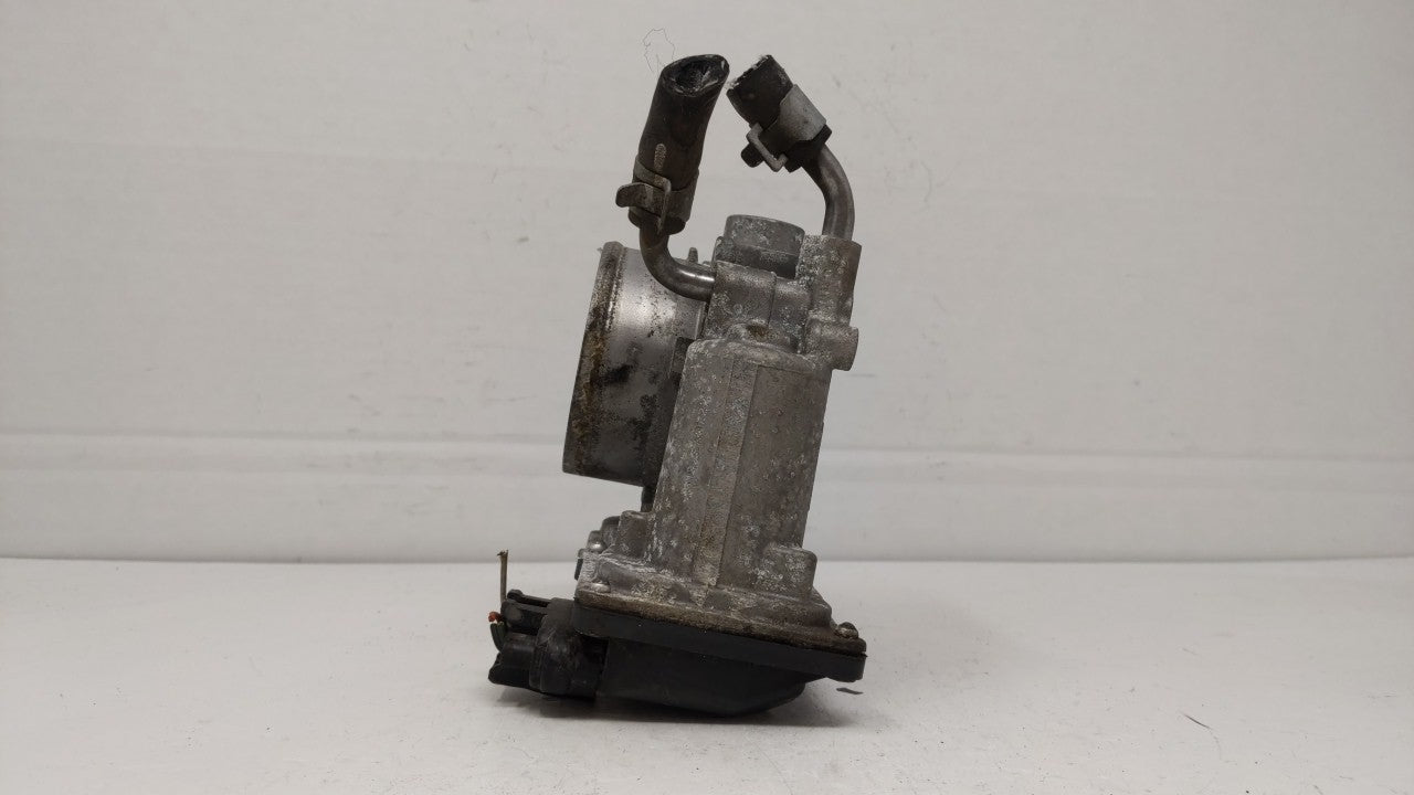 2014-2019 Kia Soul Throttle Body P/N:35100-2E000 Fits Fits 2011 2012 2013 2014 2015 2016 2017 2018 2019 OEM Used Auto Parts 