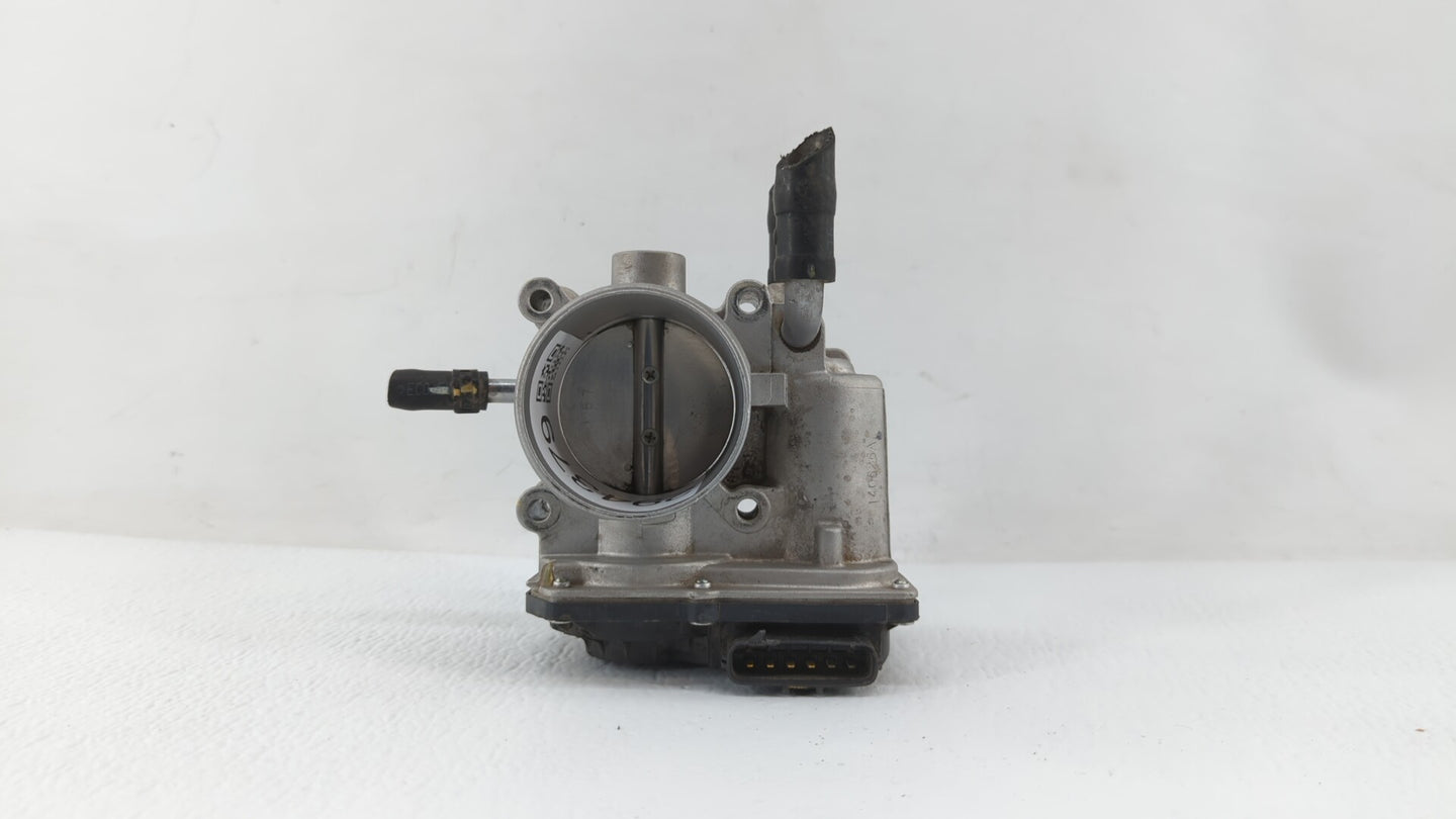 2012-2019 Kia Soul Throttle Body P/N:35100-2B310 5302-1S02, 35100-2B300 Fits Fits 2012 2013 2014 2015 2016 2017 2018 2019 OE