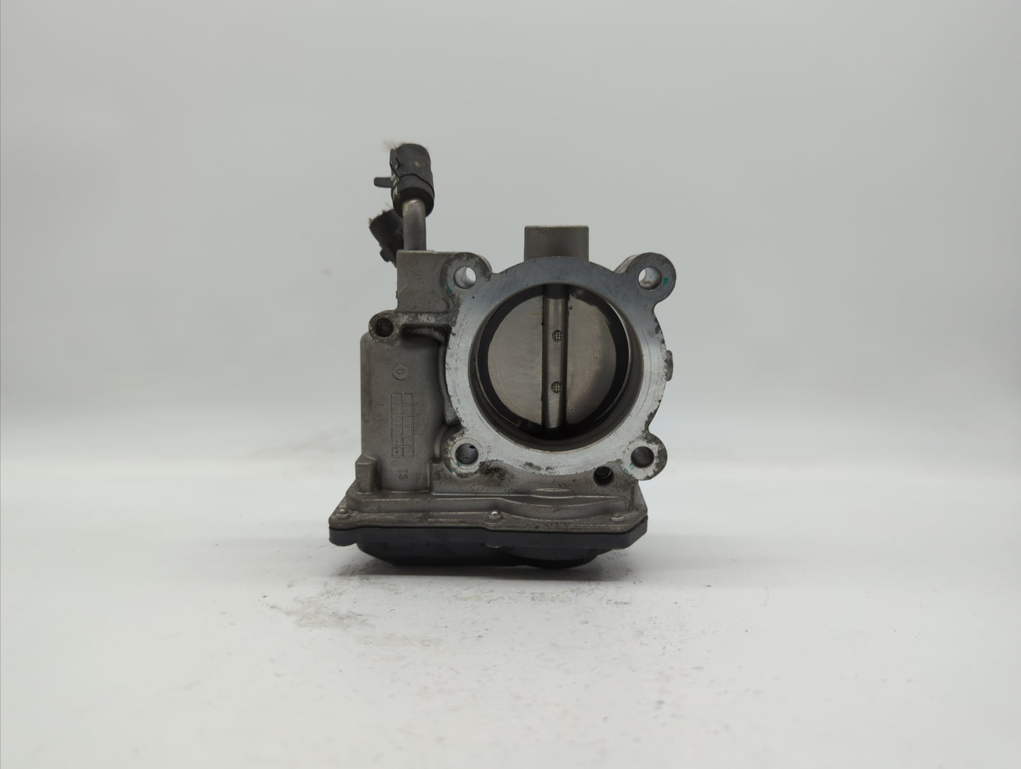 2014-2019 Kia Soul Throttle Body P/N:35100-2E710 35100-2E000 Fits Fits 2011 2012 2013 2014 2015 2016 2017 2018 2019 OEM Used