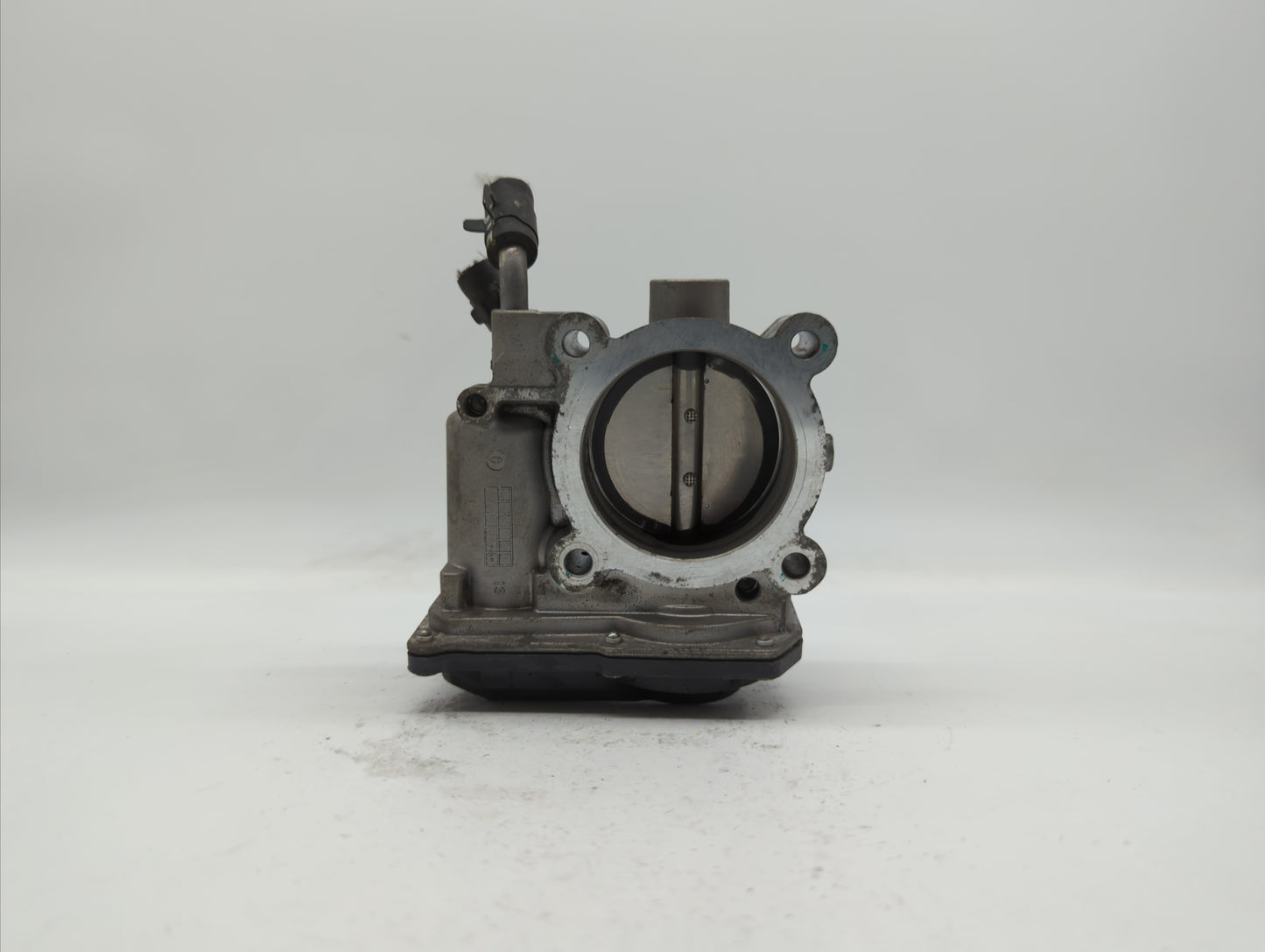 2014-2019 Kia Soul Throttle Body P/N:35100-2E710 35100-2E000 Fits Fits 2011 2012 2013 2014 2015 2016 2017 2018 2019 OEM Used