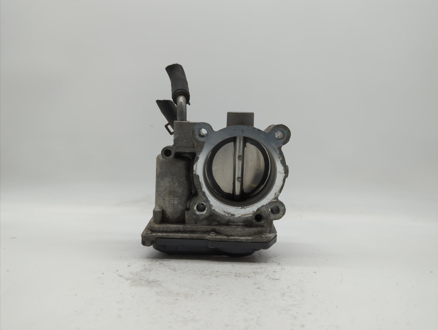 2014-2019 Kia Soul Throttle Body P/N:35100-2E710 35100-2E000 Fits Fits 2011 2012 2013 2014 2015 2016 2017 2018 2019 OEM Used