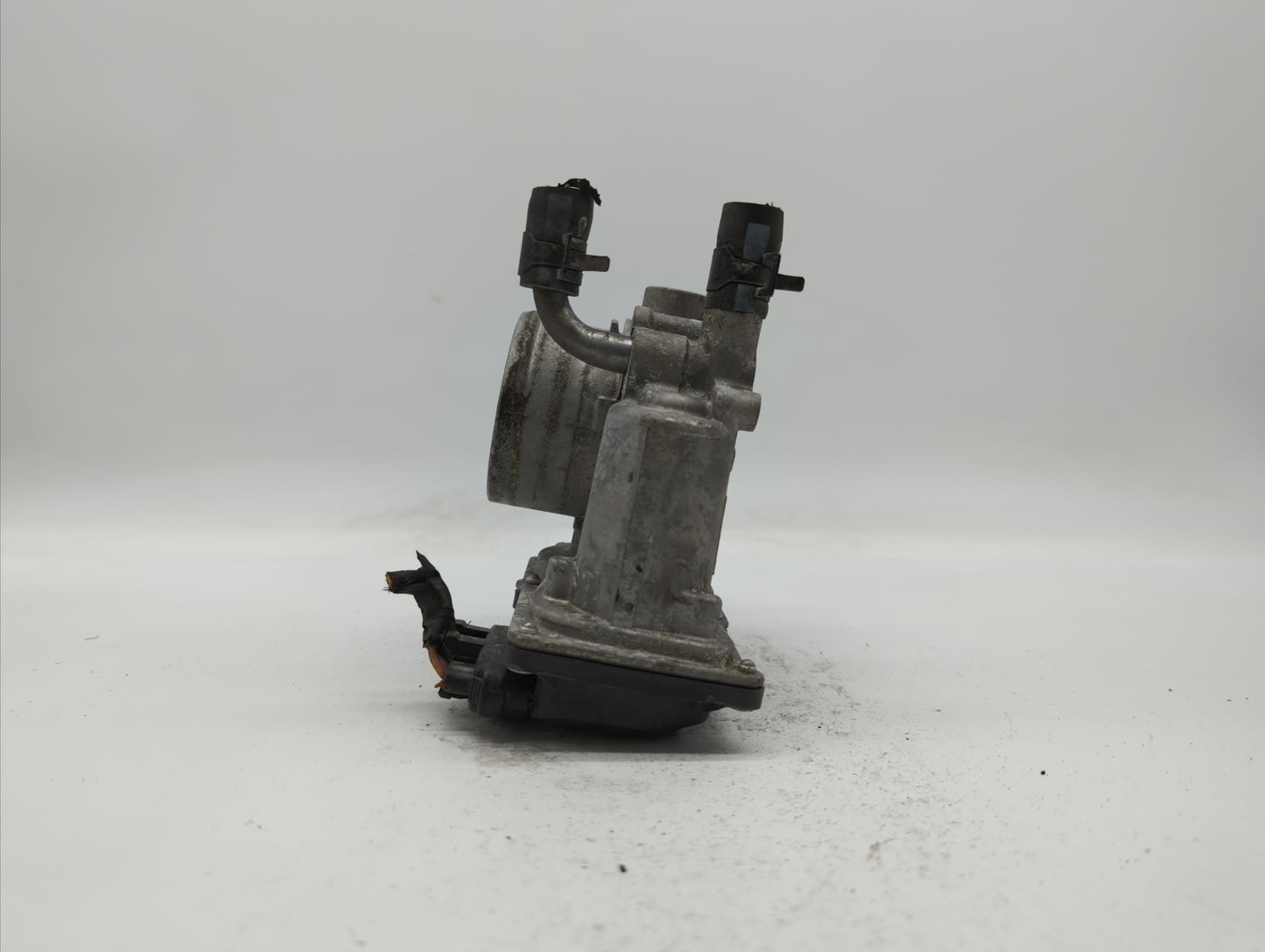 2012-2019 Kia Soul Throttle Body P/N:35100-2B310 5302-1S02, 35100-2B300 Fits Fits 2012 2013 2014 2015 2016 2017 2018 2019 OE