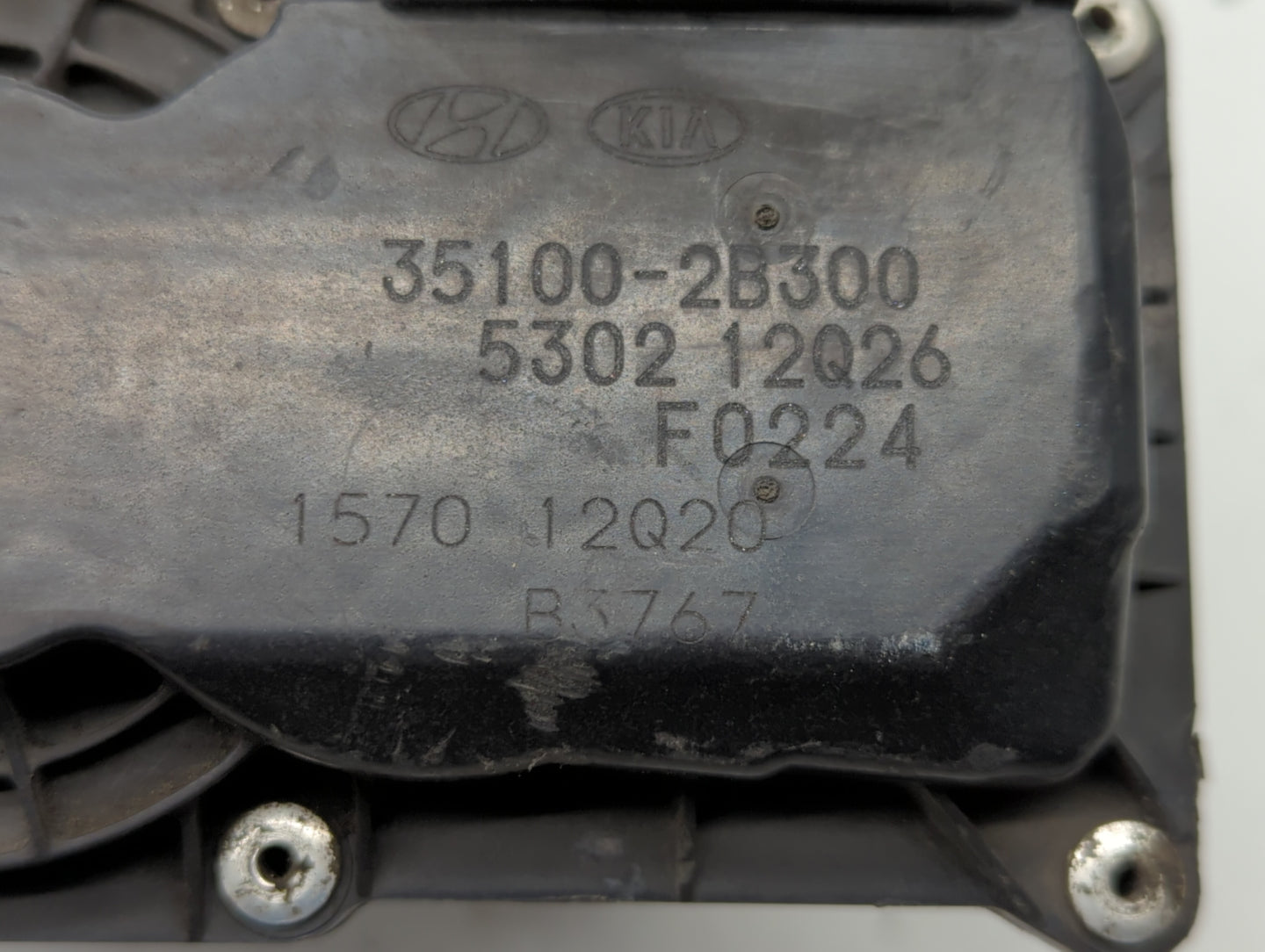 2012-2019 Kia Soul Throttle Body P/N:35100-2B310 5302-1S02, 35100-2B300 Fits Fits 2012 2013 2014 2015 2016 2017 2018 2019 OE