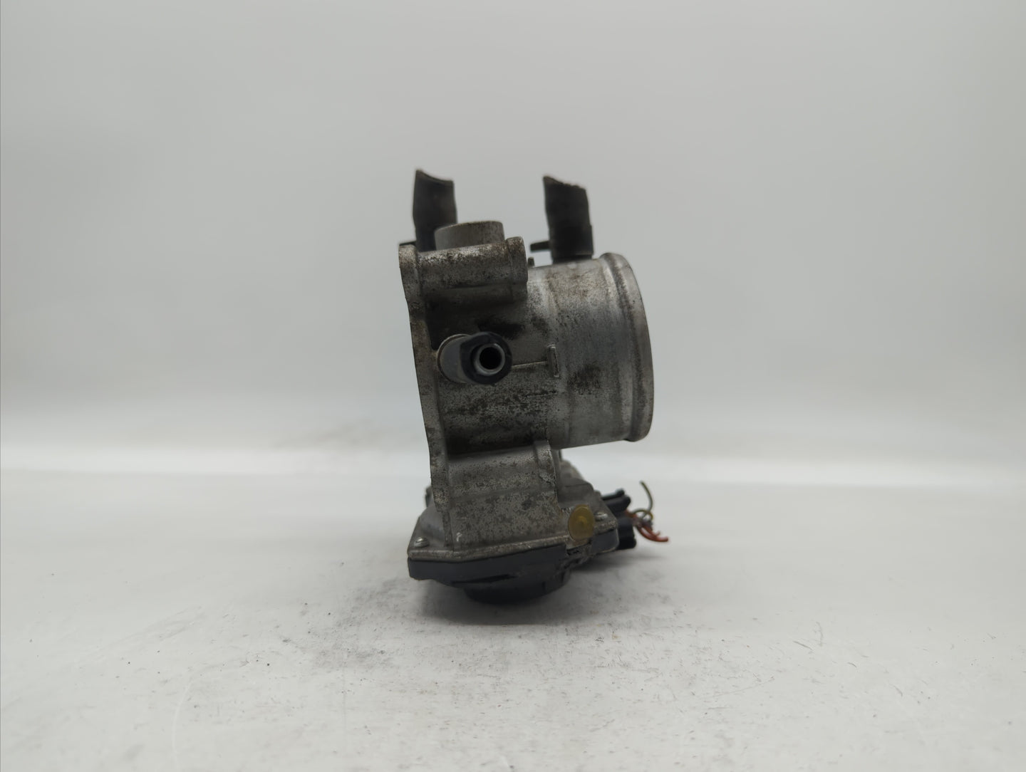 2012-2019 Kia Soul Throttle Body P/N:35100-2B310 5302-1S02, 35100-2B300 Fits Fits 2012 2013 2014 2015 2016 2017 2018 2019 OE