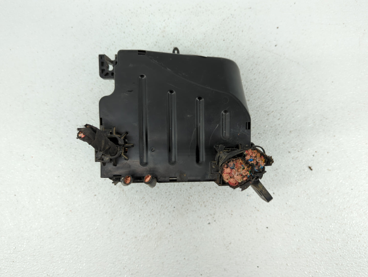 2014 Kia Soul Fusebox Fuse Box Panel Relay Module P/N:91950-B2090 91950-B2050 Fits OEM Used Auto Parts - Oemusedautoparts1.c