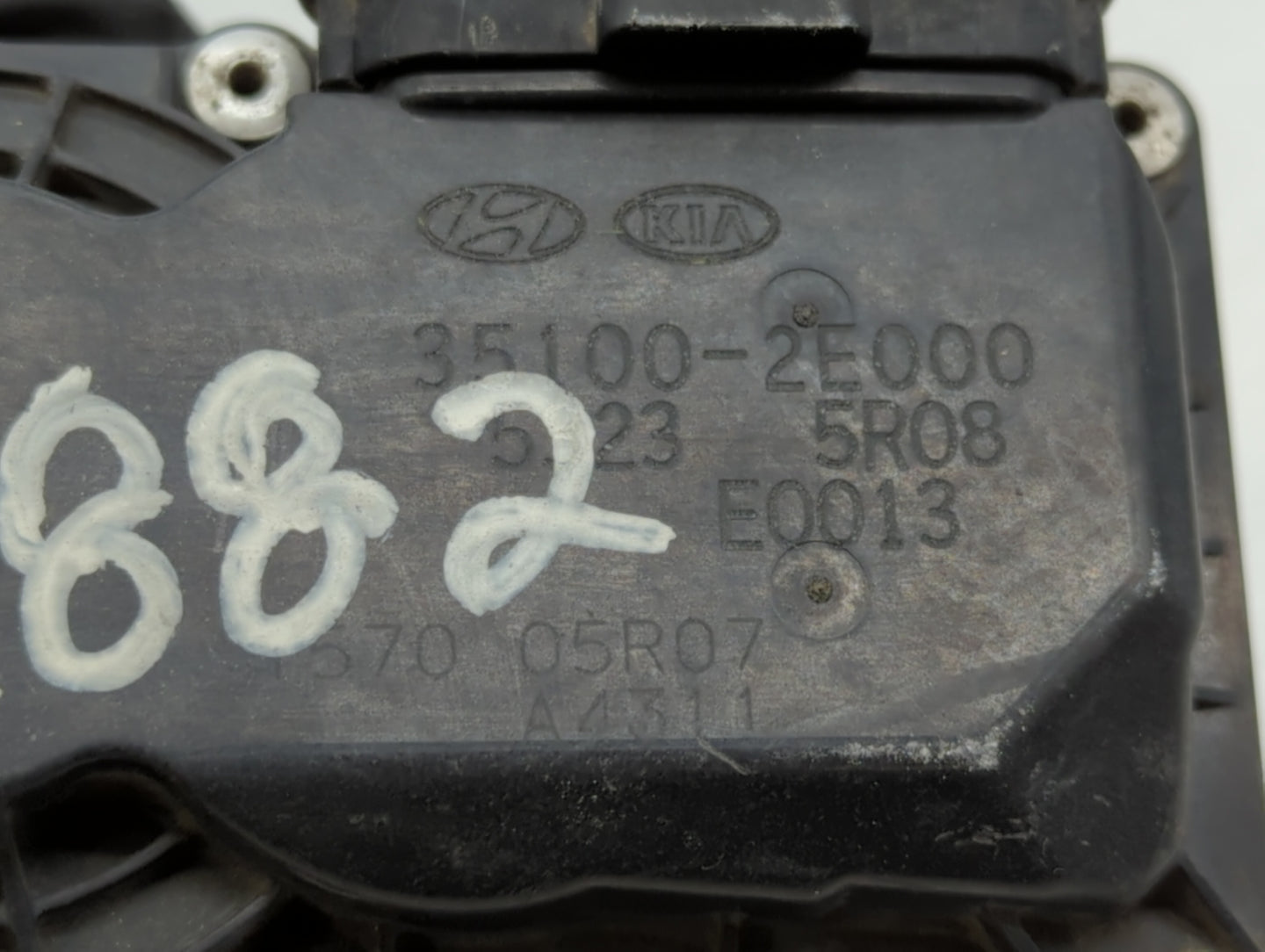 2014-2019 Kia Soul Throttle Body P/N:35100-2E000 1302150124, 35100-2E710 Fits Fits 2011 2012 2013 2014 2015 2016 2017 2018 2