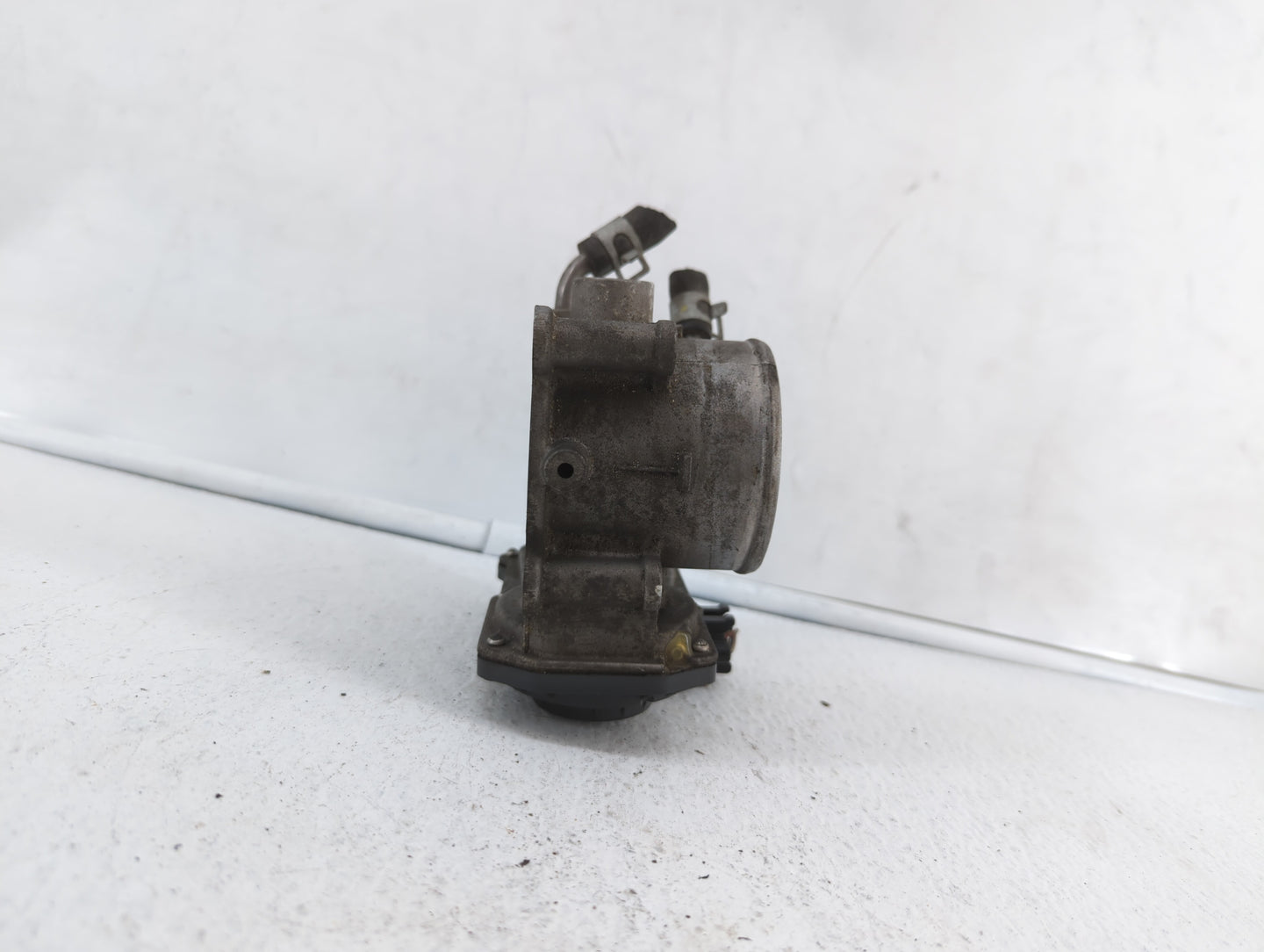 2014-2019 Kia Soul Throttle Body P/N:35100-2E000 1302150124, 35100-2E710 Fits Fits 2011 2012 2013 2014 2015 2016 2017 2018 2