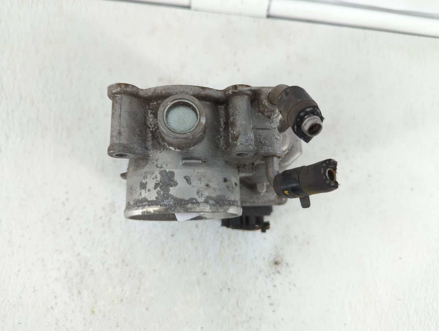 2014-2019 Kia Soul Throttle Body P/N:35100-2E000 1302150124, 35100-2E710 Fits Fits 2011 2012 2013 2014 2015 2016 2017 2018 2