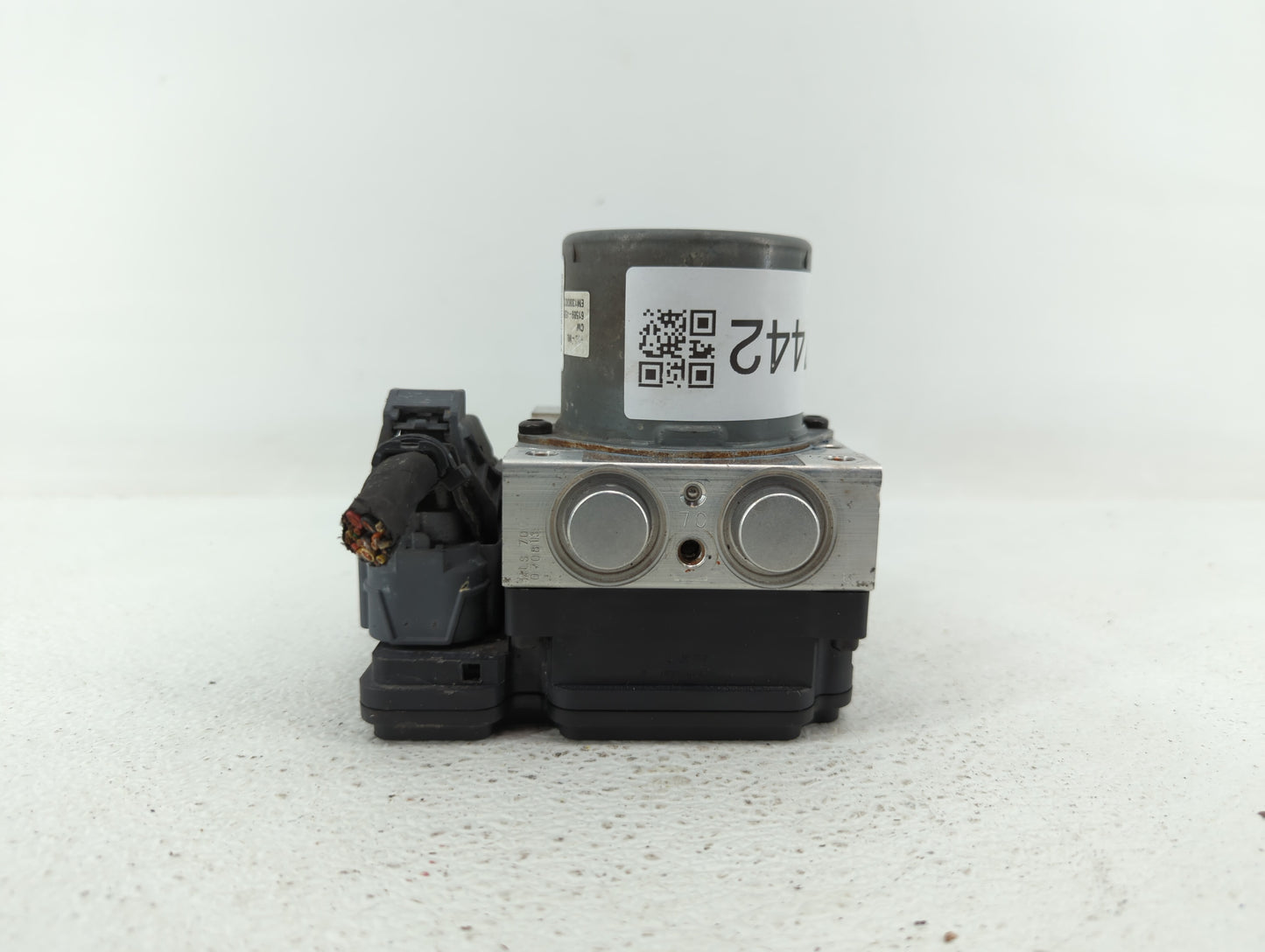 2014-2015 Kia Soul ABS Pump Control Module Replacement P/N:58900-B2506 58929-B2506, 58920-B2506 Fits Fits 2014 2015 OEM Used