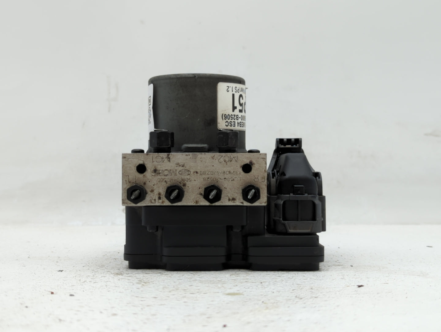 2014-2015 Kia Soul ABS Pump Control Module Replacement P/N:58900-B2506 58929-B2506, 58920-B2506 Fits Fits 2014 2015 OEM Used
