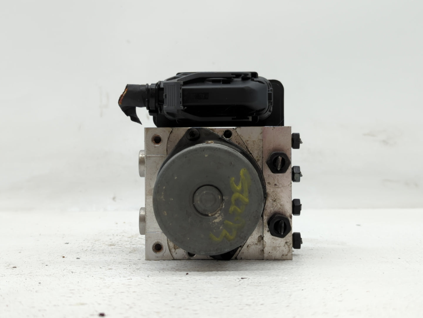 2014-2015 Kia Soul ABS Pump Control Module Replacement P/N:58900-B2506 58929-B2506, 58920-B2506 Fits Fits 2014 2015 OEM Used