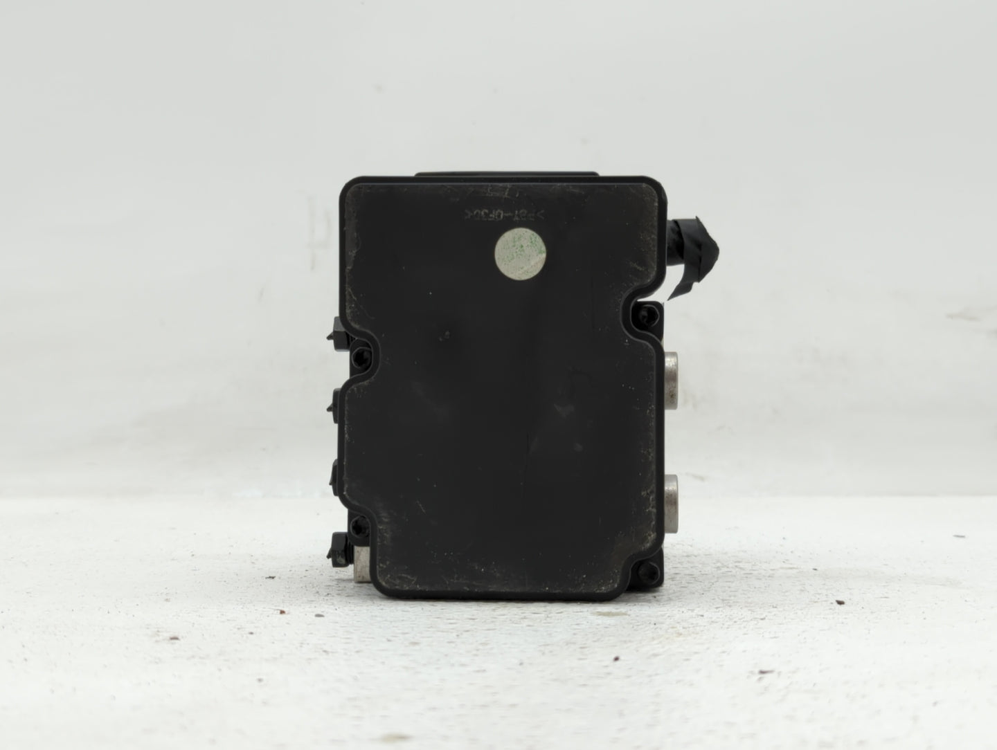 2014-2015 Kia Soul ABS Pump Control Module Replacement P/N:58900-B2506 58929-B2506, 58920-B2506 Fits Fits 2014 2015 OEM Used