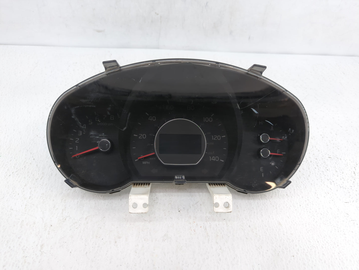 2014-2015 Kia Soul Instrument Cluster Speedometer Gauges P/N:94006-B2510 94006-B2520 Fits Fits 2014 2015 OEM Used Auto Parts