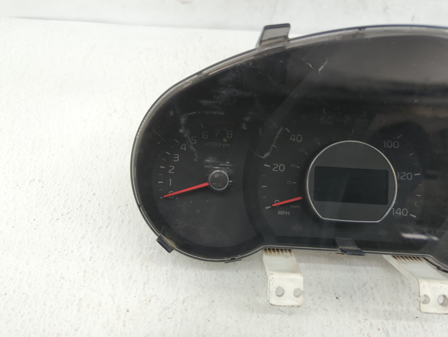 2014-2015 Kia Soul Instrument Cluster Speedometer Gauges P/N:94006-B2510 94006-B2520 Fits Fits 2014 2015 OEM Used Auto Parts