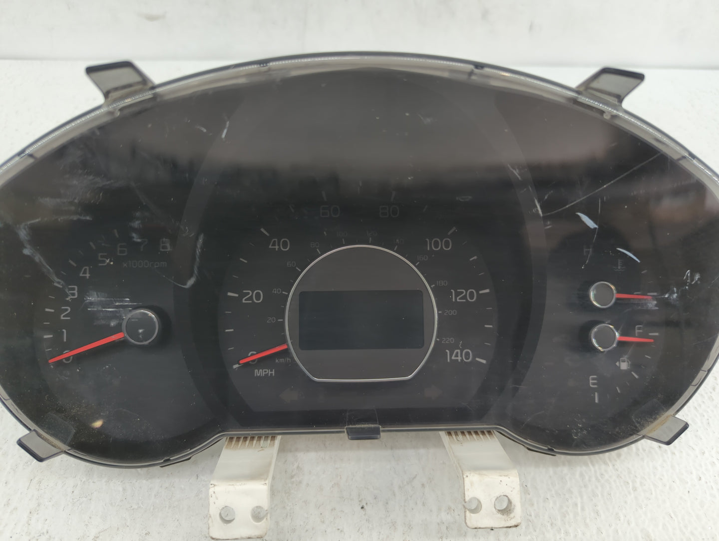 2014-2015 Kia Soul Instrument Cluster Speedometer Gauges P/N:94006-B2510 94006-B2520 Fits Fits 2014 2015 OEM Used Auto Parts