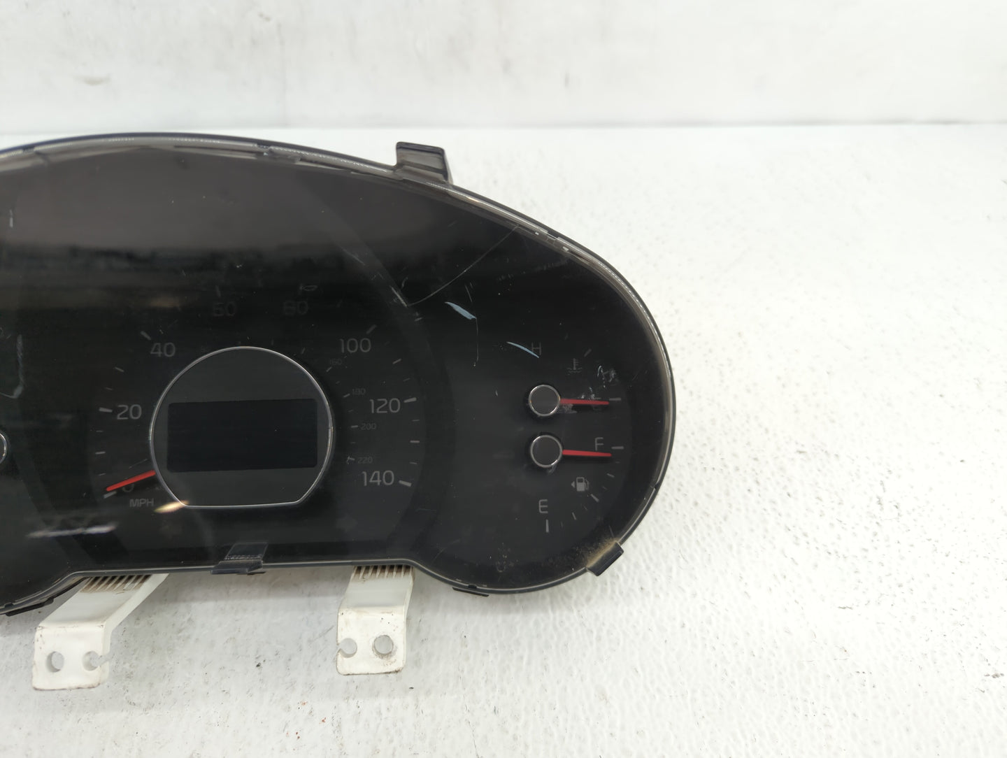 2014-2015 Kia Soul Instrument Cluster Speedometer Gauges P/N:94006-B2510 94006-B2520 Fits Fits 2014 2015 OEM Used Auto Parts