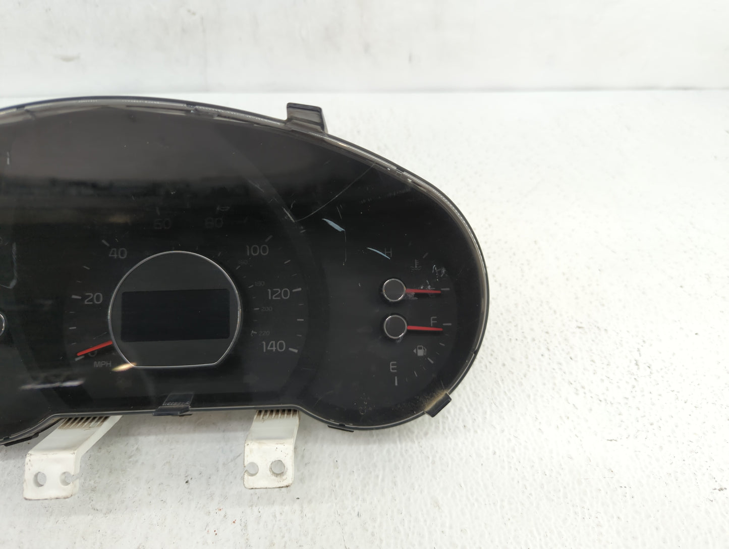 2014-2015 Kia Soul Instrument Cluster Speedometer Gauges P/N:94006-B2510 94006-B2520 Fits Fits 2014 2015 OEM Used Auto Parts
