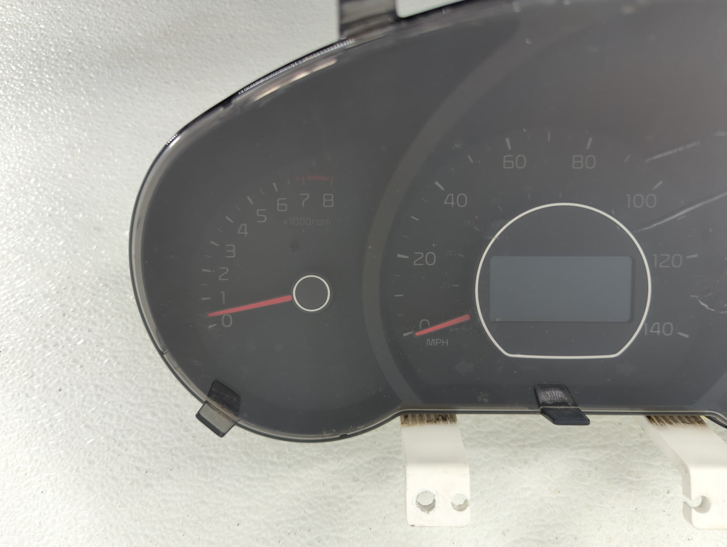 2014-2015 Kia Soul Instrument Cluster Speedometer Gauges P/N:94006-B2510 94006-B2520 Fits Fits 2014 2015 OEM Used Auto Parts
