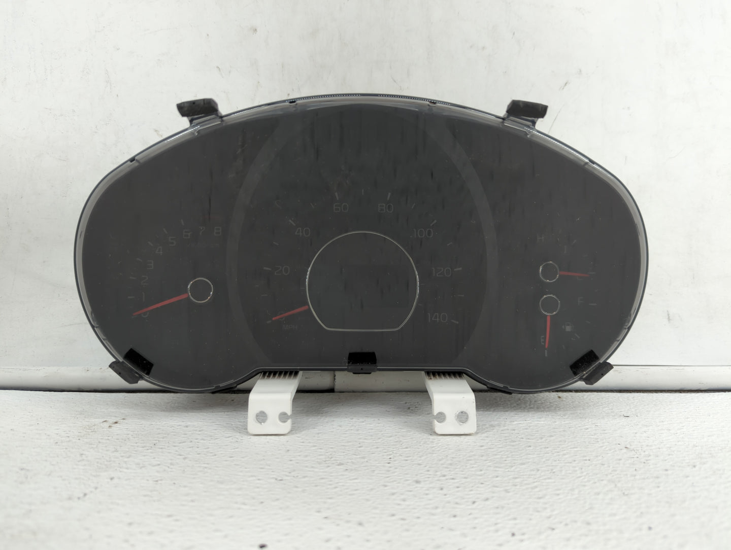 2014-2015 Kia Soul Instrument Cluster Speedometer Gauges P/N:94006-B2540 Fits Fits 2014 2015 OEM Used Auto Parts - Oemusedau