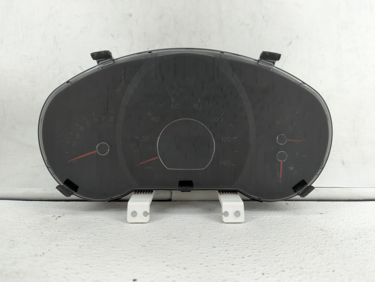2014-2015 Kia Soul Instrument Cluster Speedometer Gauges P/N:94006-B2540 Fits Fits 2014 2015 OEM Used Auto Parts - Oemusedau