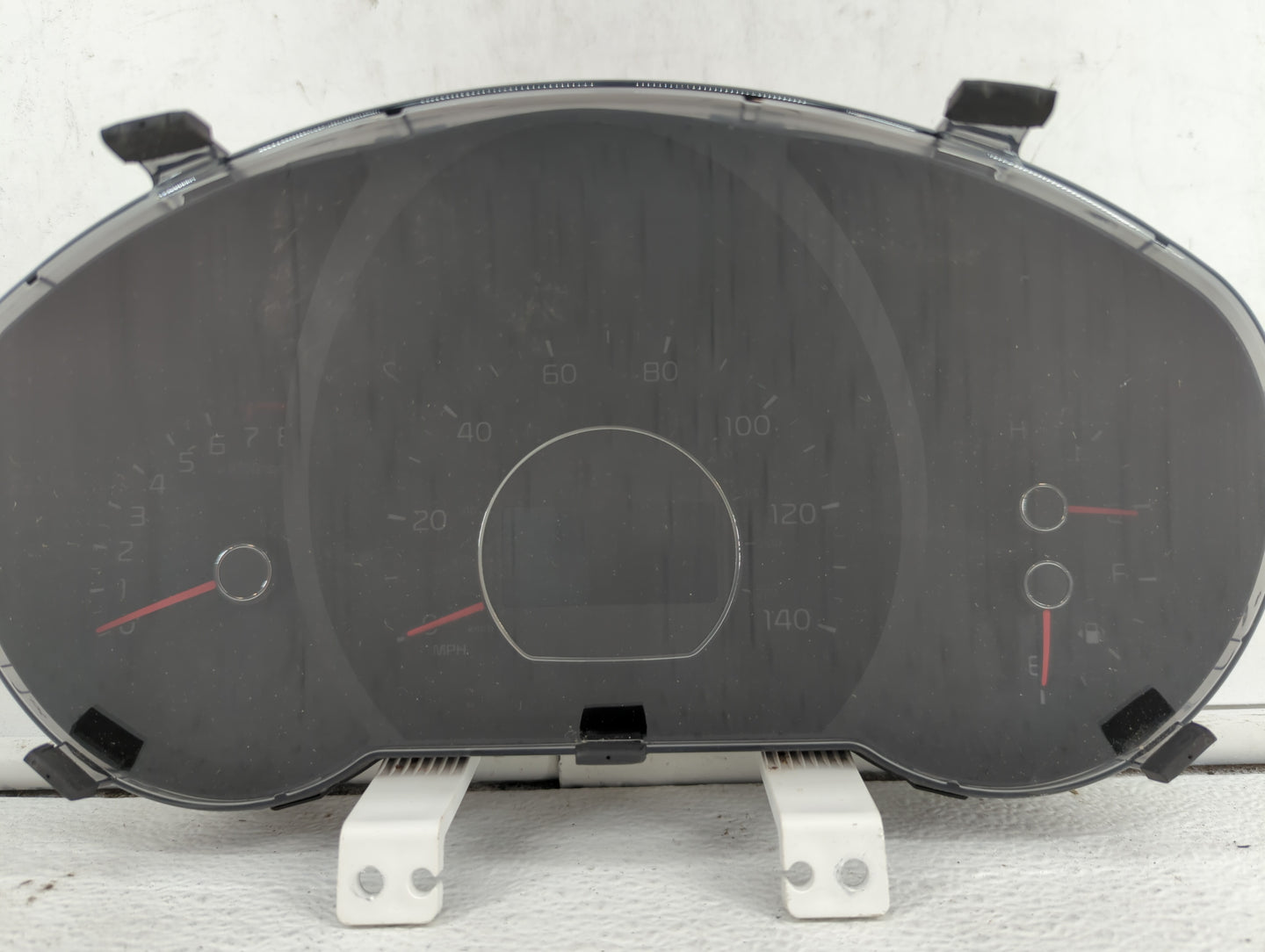 2014-2015 Kia Soul Instrument Cluster Speedometer Gauges P/N:94006-B2540 Fits Fits 2014 2015 OEM Used Auto Parts - Oemusedau