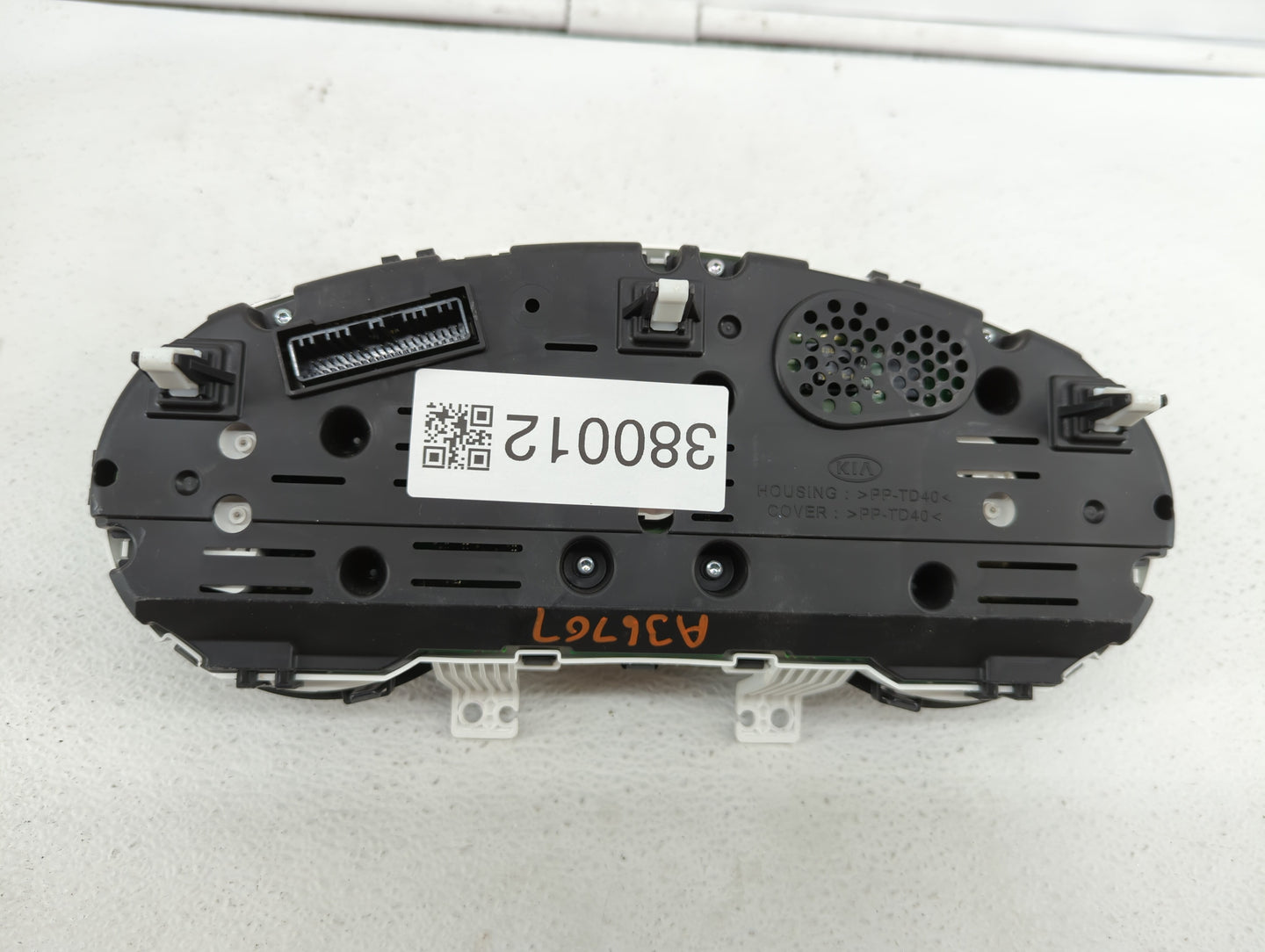 2014-2015 Kia Soul Instrument Cluster Speedometer Gauges P/N:94006-B2540 Fits Fits 2014 2015 OEM Used Auto Parts - Oemusedau