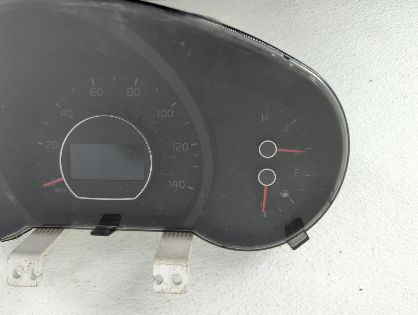2014-2015 Kia Soul Instrument Cluster Speedometer Gauges P/N:94006-B2510 94006-B2520 Fits Fits 2014 2015 OEM Used Auto Parts