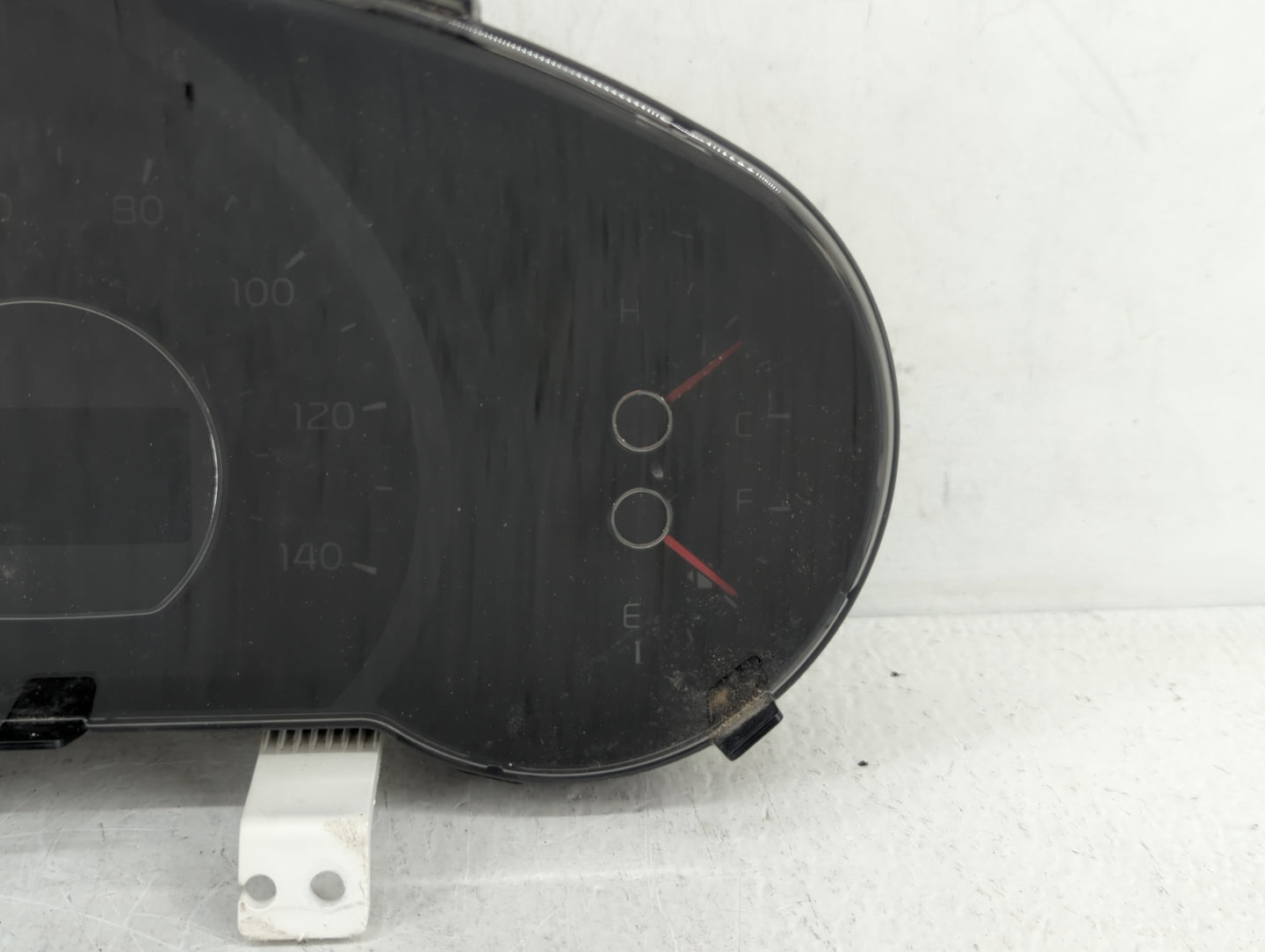 2014-2015 Kia Soul Instrument Cluster Speedometer Gauges P/N:94006-B2540 Fits Fits 2014 2015 OEM Used Auto Parts - Oemusedau