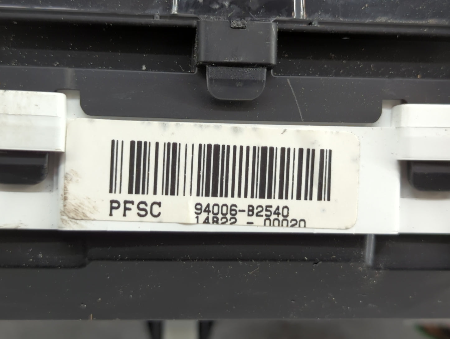 2014-2015 Kia Soul Instrument Cluster Speedometer Gauges P/N:94006-B2540 Fits Fits 2014 2015 OEM Used Auto Parts - Oemusedau