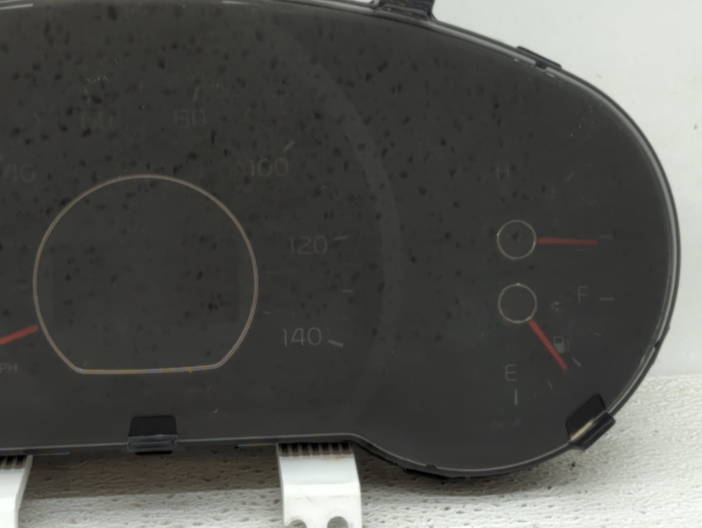 2014-2015 Kia Soul Instrument Cluster Speedometer Gauges P/N:94006-B2540 Fits Fits 2014 2015 OEM Used Auto Parts - Oemusedau
